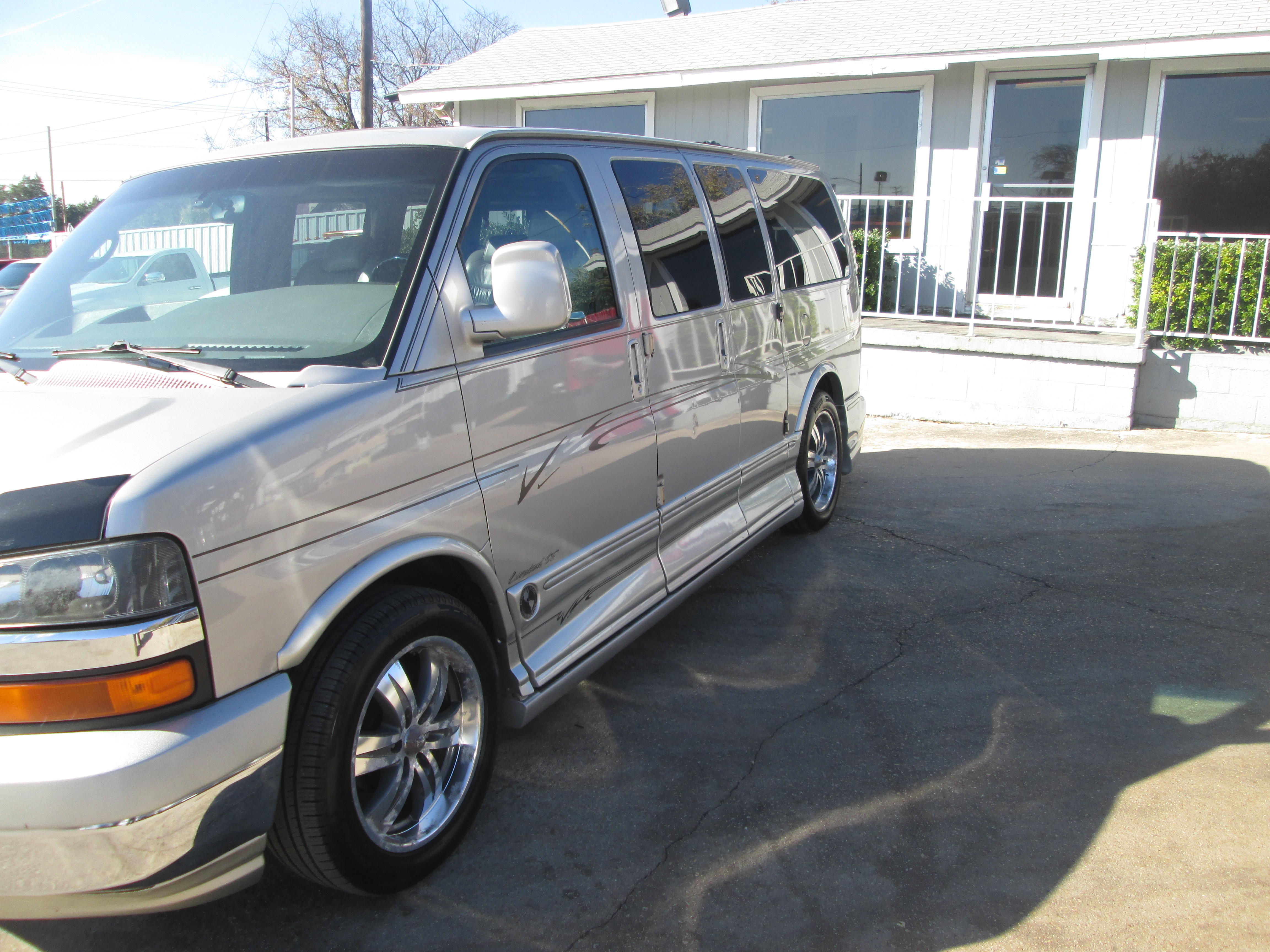 Cowboy Car Sales II, Inc. - 2005 Chevrolet Express 1500 Cargo