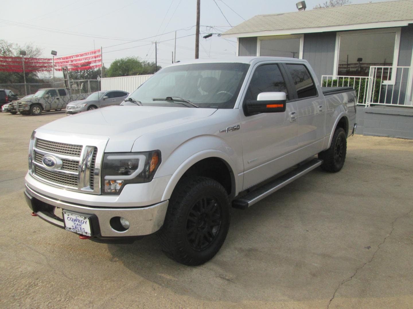 2011 SILVER Ford F-150 FX4 SuperCrew 5.5-ft. Bed 4WD (1FTFW1ET1BF) with an 3.5L V6 engine, 4-Speed Automatic transmission, located at 1815 NE 28th St., Fort Worth, TX, 76106, (817) 625-6251, 32.795582, -97.333069 - Photo#0