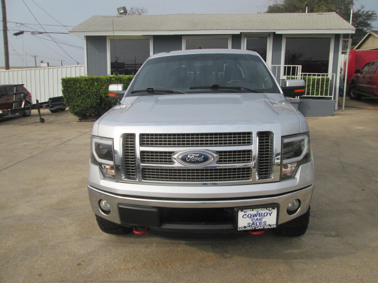 2011 SILVER Ford F-150 FX4 SuperCrew 5.5-ft. Bed 4WD (1FTFW1ET1BF) with an 3.5L V6 engine, 4-Speed Automatic transmission, located at 1815 NE 28th St., Fort Worth, TX, 76106, (817) 625-6251, 32.795582, -97.333069 - Photo#1