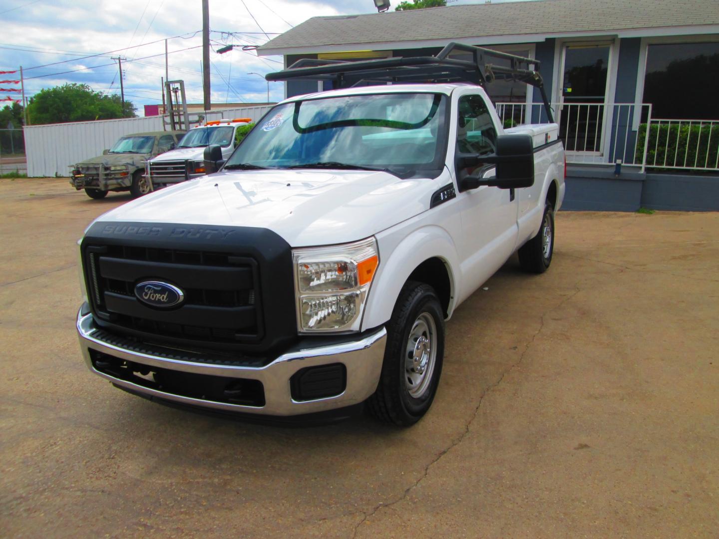 2014 WHITE Ford F-250 SD XL 2WD (1FTBF2A69EE) with an 6.2L V8 OHV 16V engine, 6-Speed Automatic transmission, located at 1815 NE 28th St., Fort Worth, TX, 76106, (817) 625-6251, 32.795582, -97.333069 - Photo#0