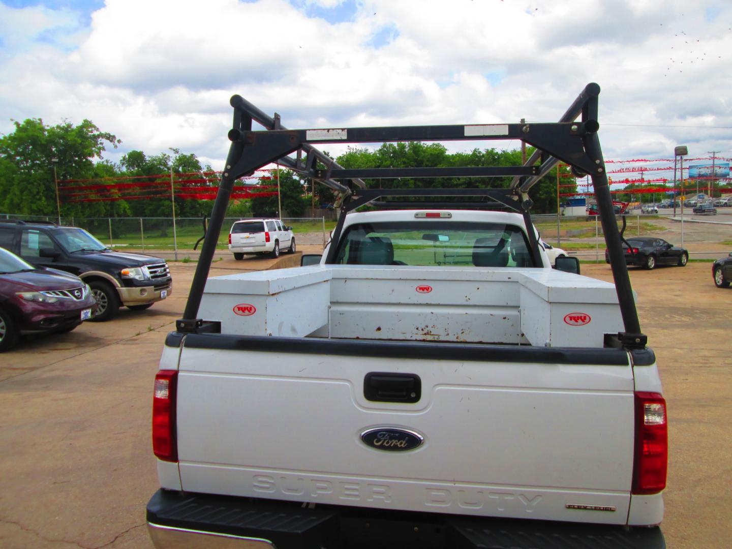 2014 WHITE Ford F-250 SD XL 2WD (1FTBF2A69EE) with an 6.2L V8 OHV 16V engine, 6-Speed Automatic transmission, located at 1815 NE 28th St., Fort Worth, TX, 76106, (817) 625-6251, 32.795582, -97.333069 - Photo#6