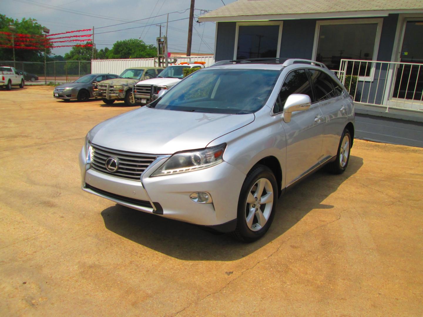 2015 SILVER Lexus RX 350 FWD (2T2ZK1BA4FC) with an 3.5L V6 DOHC 24V engine, 6-Speed Automatic transmission, located at 1815 NE 28th St., Fort Worth, TX, 76106, (817) 625-6251, 32.795582, -97.333069 - Photo#0