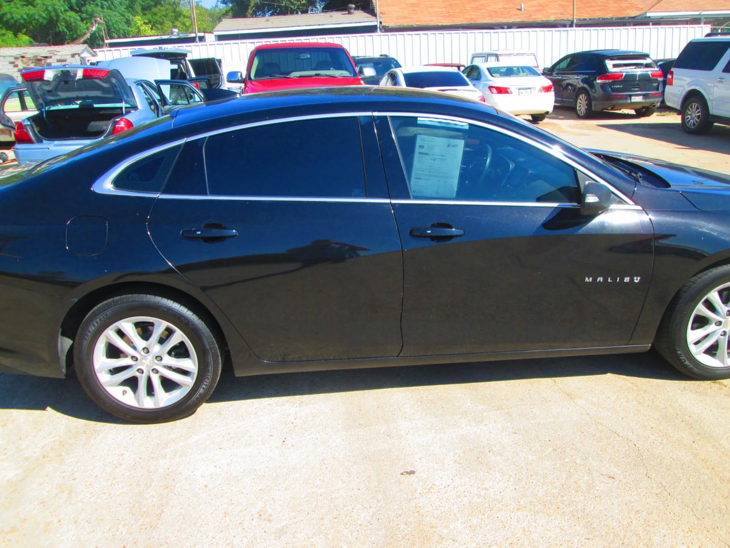 2018 BLACK Chevrolet Malibu LT (1G1ZD5ST3JF) with an 1.5L L4 DOHC 16V engine, 6A transmission, located at 1815 NE 28th St., Fort Worth, TX, 76106, (817) 625-6251, 32.795582, -97.333069 - Photo#3