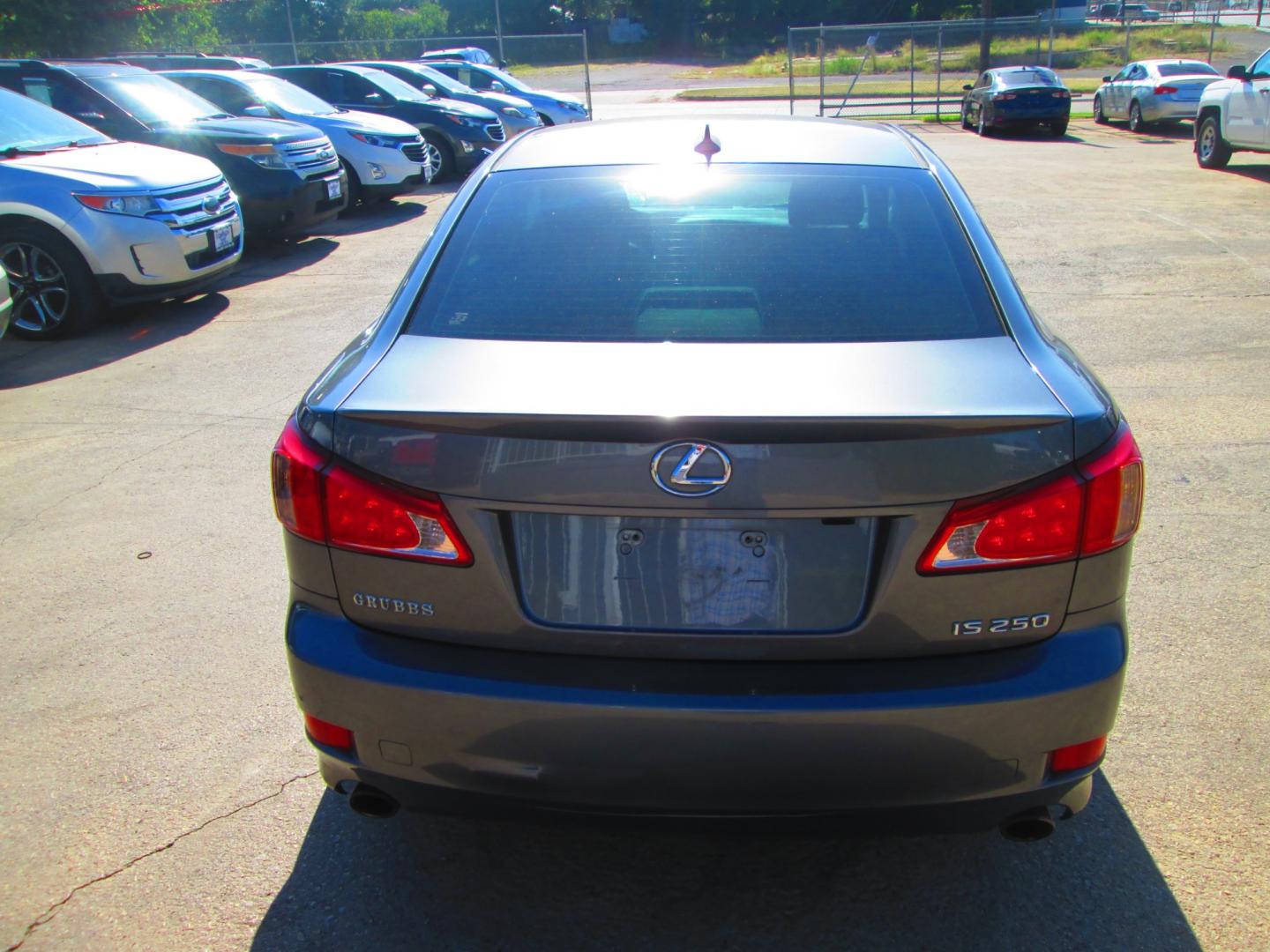 2013 GRAY Lexus IS 250 RWD Manual (JTHBF5C27D5) with an 2.5L V6 24V DOHC engine, 6-Speed Manual transmission, located at 1815 NE 28th St., Fort Worth, TX, 76106, (817) 625-6251, 32.795582, -97.333069 - Photo#5