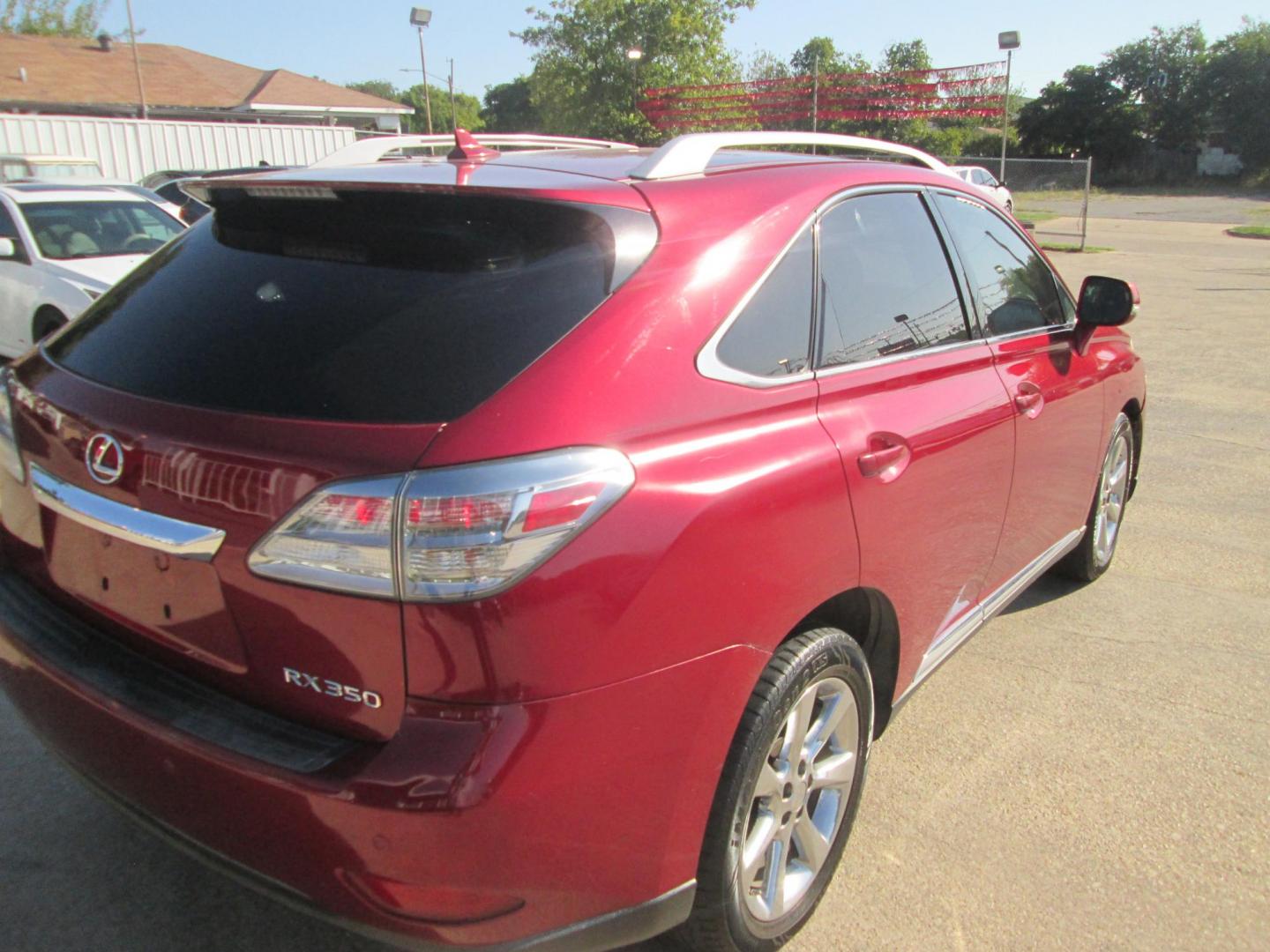 2011 RED Lexus RX 350 FWD (2T2ZK1BA2BC) with an 3.5L V6 DOHC 24V engine, 5-Speed Automatic transmission, located at 1815 NE 28th St., Fort Worth, TX, 76106, (817) 625-6251, 32.795582, -97.333069 - Photo#5