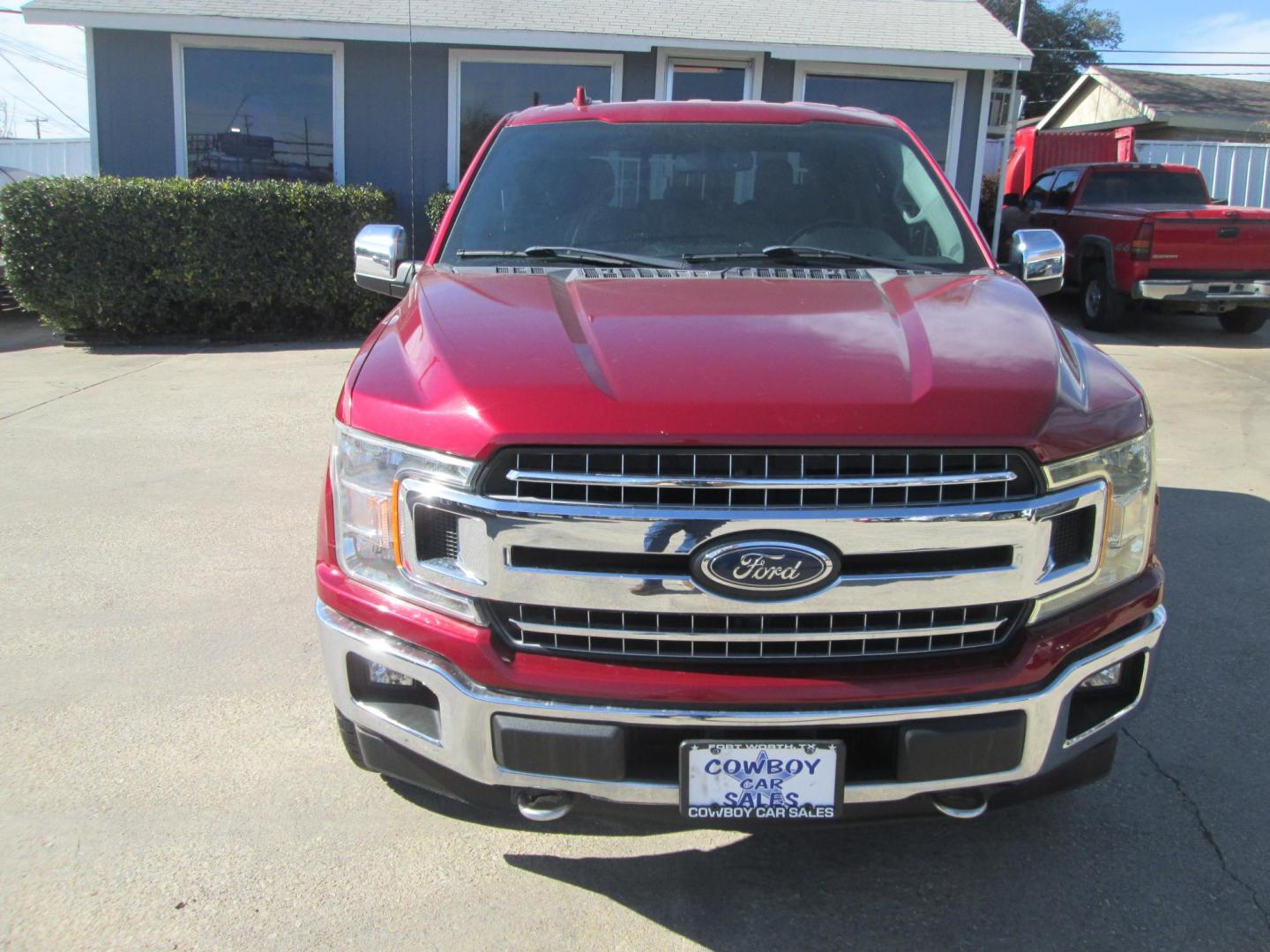 2018 RED Ford F-150 XLT SuperCrew 5.5-ft. Bed 4WD (1FTEW1EG8JK) with an 3.5L V6 TURBO engine, 6A transmission, located at 1815 NE 28th St., Fort Worth, TX, 76106, (817) 625-6251, 32.795582, -97.333069 - Photo#1