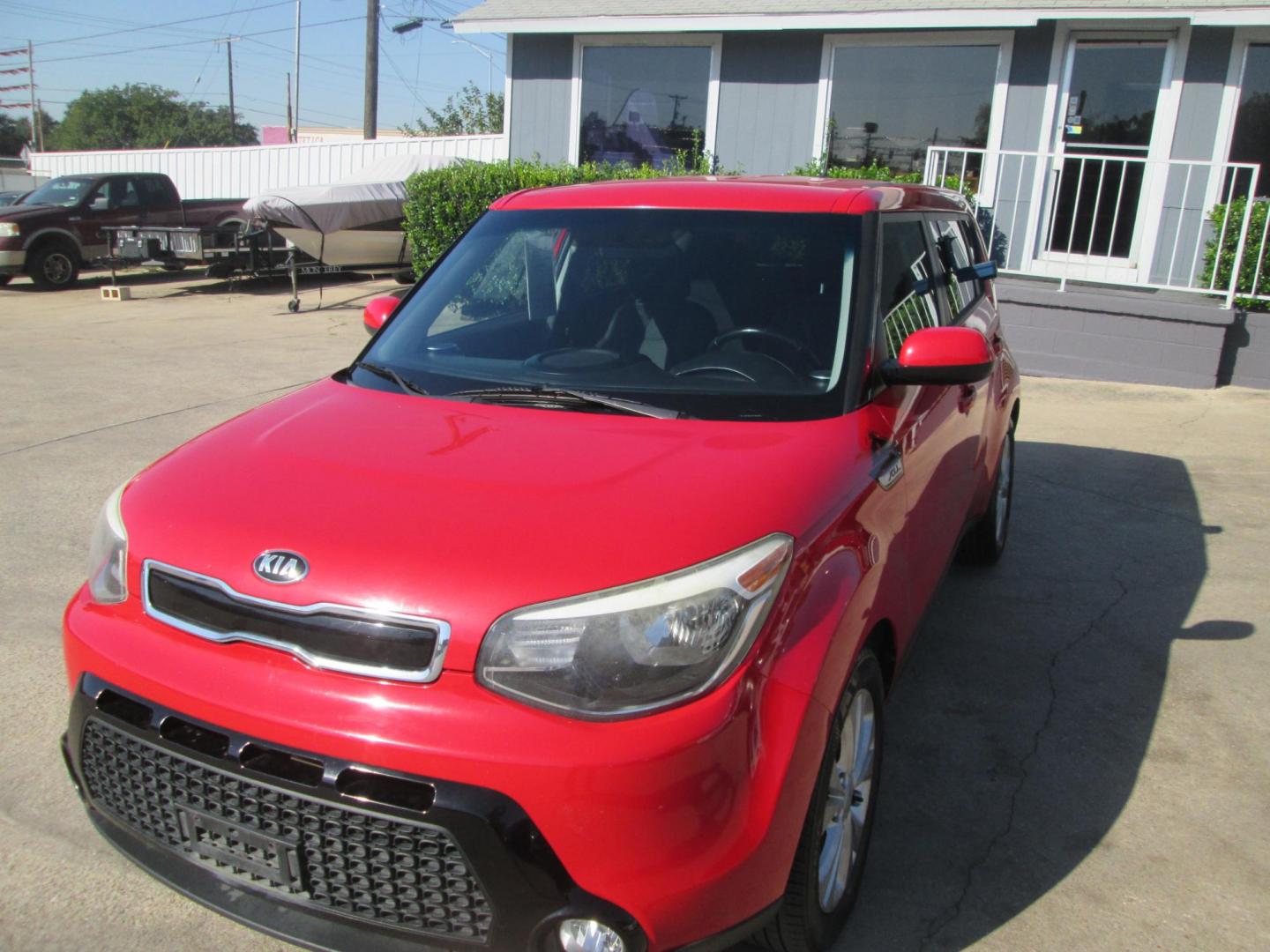 2016 RED Kia Soul + (KNDJP3A51G7) with an 2.0L L4 DOHC 16V engine, 6A transmission, located at 1815 NE 28th St., Fort Worth, TX, 76106, (817) 625-6251, 32.795582, -97.333069 - Photo#0