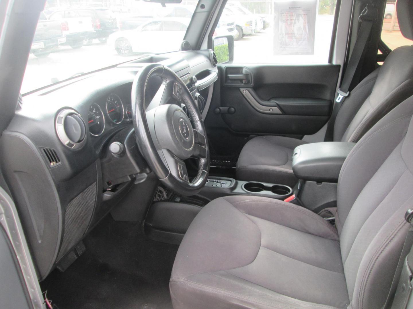 2013 SILVER Jeep Wrangler Sport 4WD (1C4GJWAG1DL) with an 3.6L V6 DOHC 24V FFV engine, located at 1815 NE 28th St., Fort Worth, TX, 76106, (817) 625-6251, 32.795582, -97.333069 - Photo#8