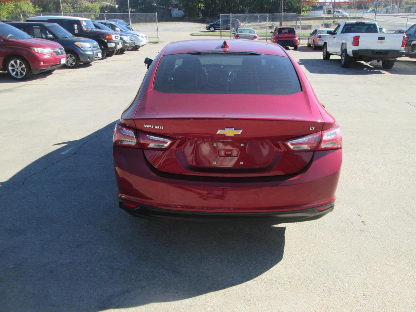 2020 RED Chevrolet Malibu LT (1G1ZD5ST8LF) with an 1.5L L4 DOHC 16V engine, 6A transmission, located at 1815 NE 28th St., Fort Worth, TX, 76106, (817) 625-6251, 32.795582, -97.333069 - Photo#6