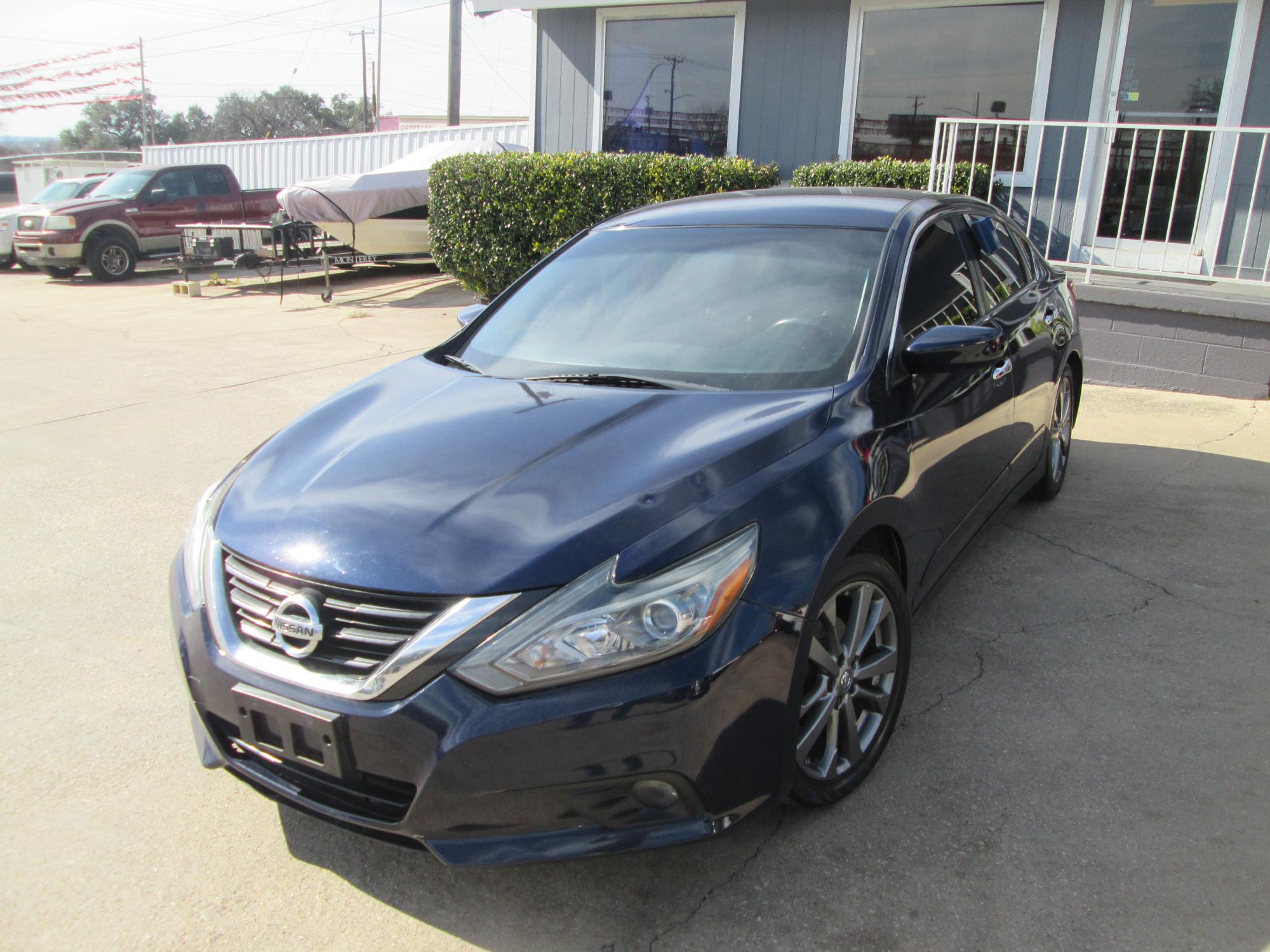 photo of 2018 Nissan Altima 2.5