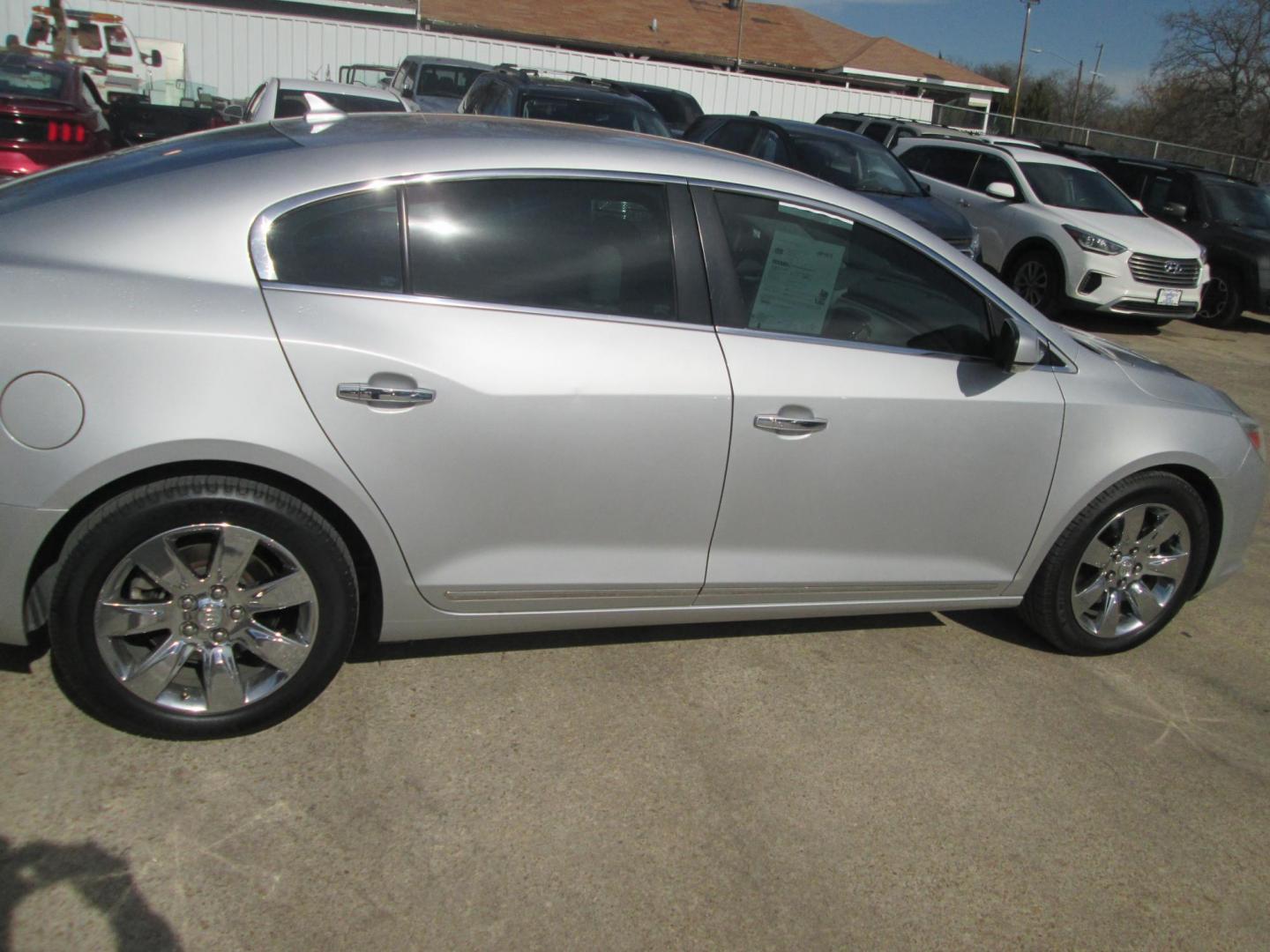 2013 SILVER Buick LaCrosse Premium Package 2, w/Leather (1G4GF5G38DF) with an 3.6L V6 DOHC 24V engine, 6-Speed Automatic transmission, located at 1815 NE 28th St., Fort Worth, TX, 76106, (817) 625-6251, 32.795582, -97.333069 - Photo#3